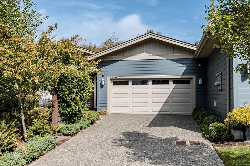 5644 Linley Valley Dr 103, Nanaimo
