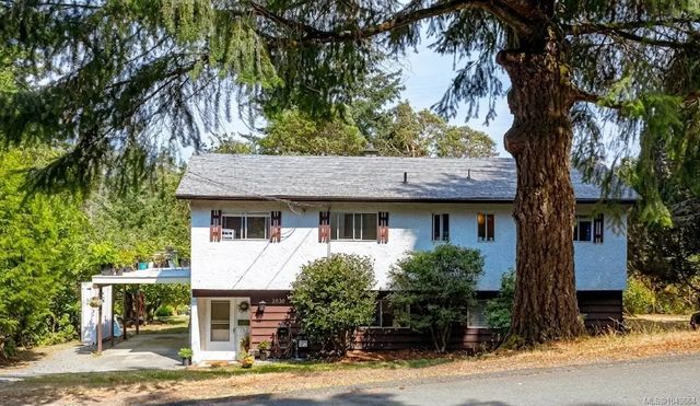 3 of 50 - 3330 Ravenwood Rd, Colwood, BC