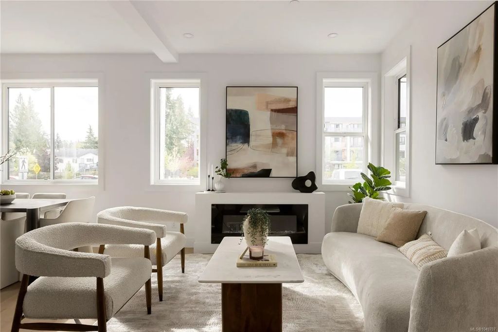 614 Atkins Ave 101, Langford
