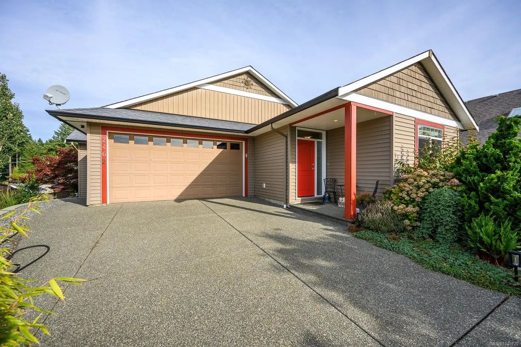 2462 Canuck Pl, Comox