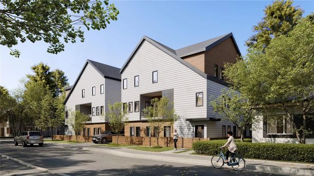 5 of 7 - 1056 Dunsmuir Rd 3, Esquimalt, BC