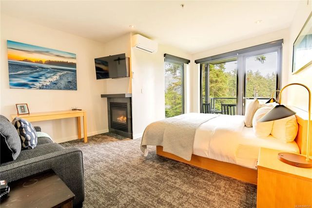 4 of 36 - 596 Marine Dr 204, Ucluelet, BC