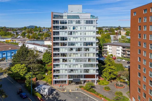 2 of 24 - 327 Maitland St 201, Victoria, BC