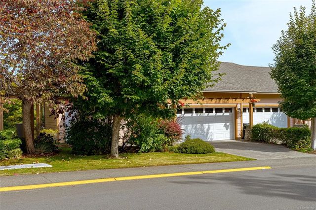 3 of 40 - 7921 Polo Park Cres, Central Saanich, BC