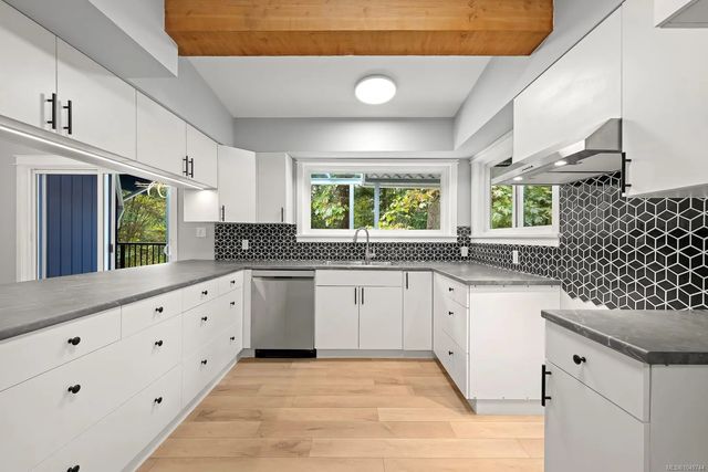 2 of 27 - 245 Glacier View Dr, Comox, BC