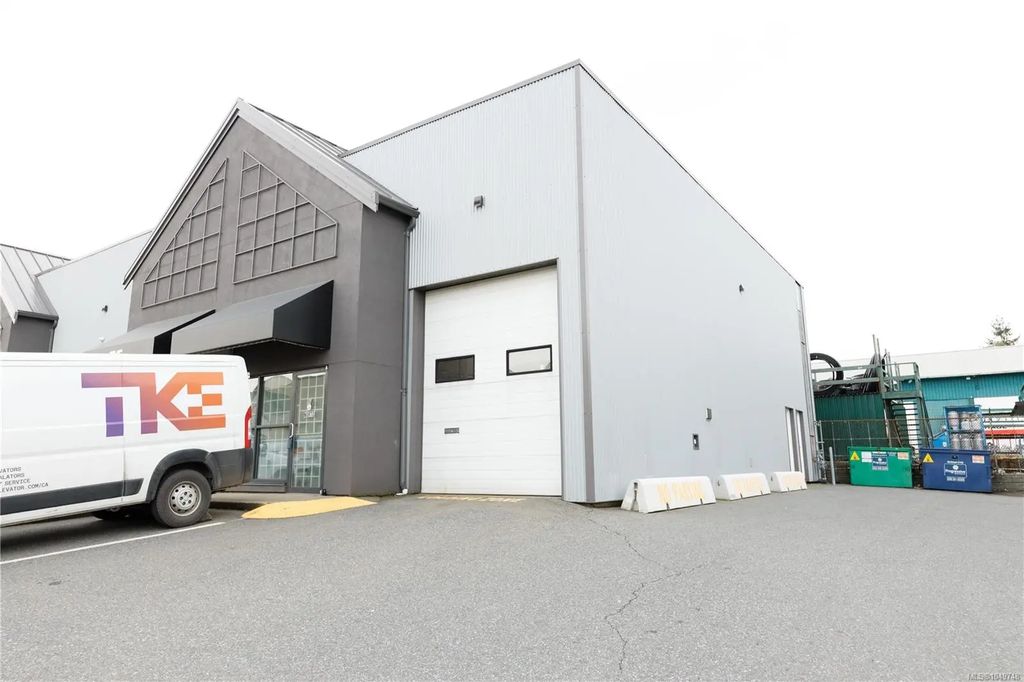 2535 Mccullough Rd 6, Nanaimo