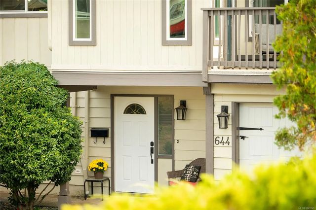 4 of 70 - 644 Hamilton Ave, Nanaimo, BC
