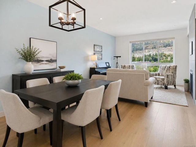 3 of 23 - 2836 Turnstyle Cres, Langford, BC