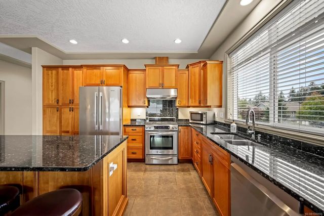 5 of 64 - 570 Spitfire Dr, Comox, BC