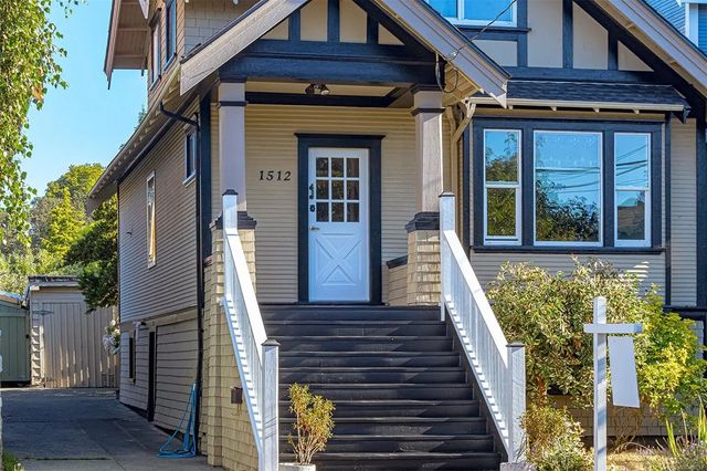 2 of 32 - 1512 Brooke St, Victoria, BC