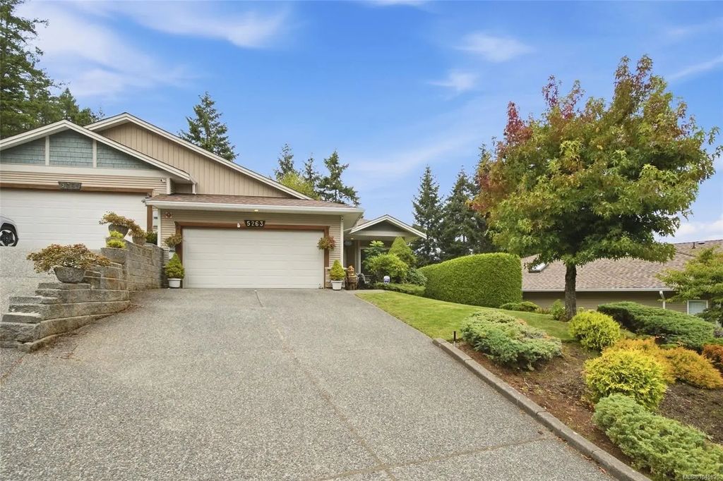 5263 Nelsonwoods Pl, Nanaimo
