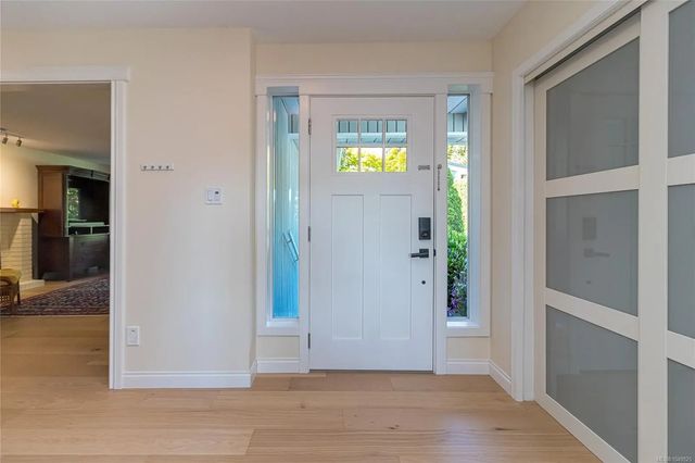 4 of 56 - 779 Menawood Pl, Saanich, BC