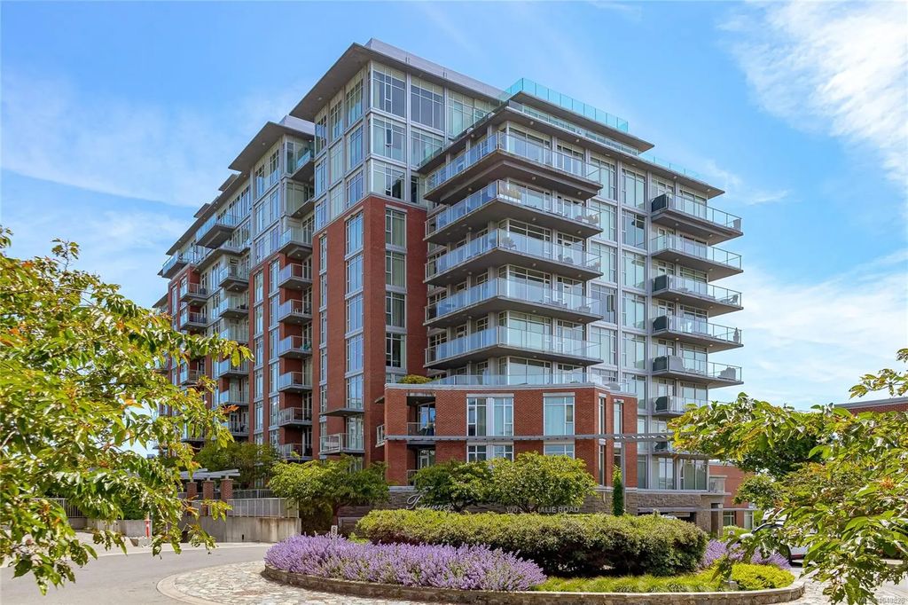 100 Saghalie Rd 105, Victoria