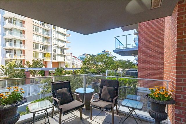 2 of 37 - 100 Saghalie Rd 105, Victoria, BC