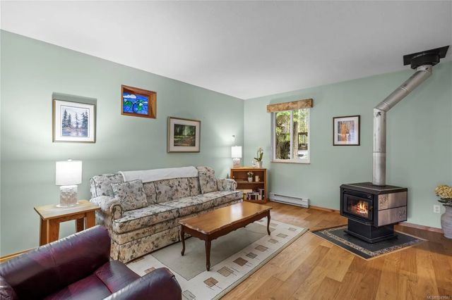 3 of 54 - 1769 Errington Rd, Errington, BC