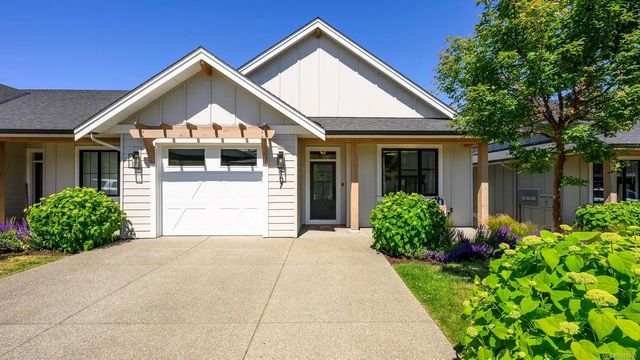 3 of 27 - 4098 Buckstone Rd 107, Courtenay, BC