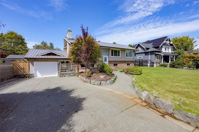 3 of 84 - 5348 Parker Ave, Saanich, BC