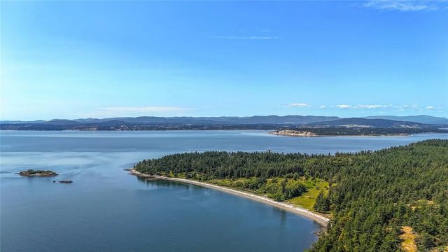 4 of 45 - 730 Treetops Spur, Sidney Island, BC