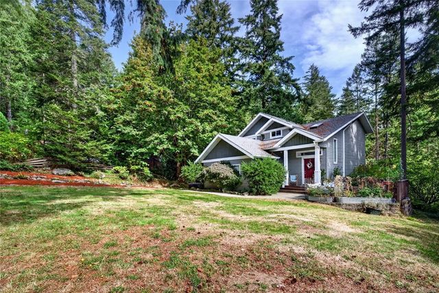 3 of 28 - 135 Pine Pl, Salt Spring, BC