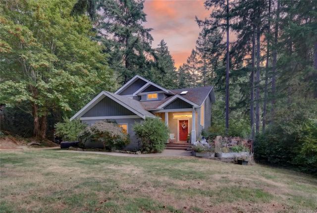 5 of 28 - 135 Pine Pl, Salt Spring, BC