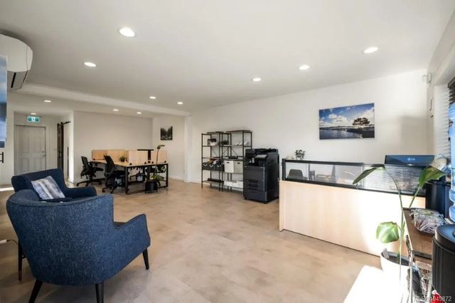 5 of 54 - 2204/2206 Petersen Pl, Nanaimo, BC