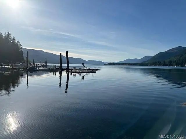 5 of 38 - 8290 Sa-seen-os Rd 3, Youbou, BC