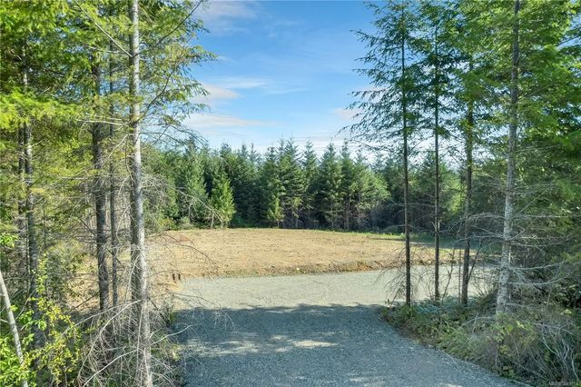 2 of 10 - Lot 3 York Rd, Campbell River, BC