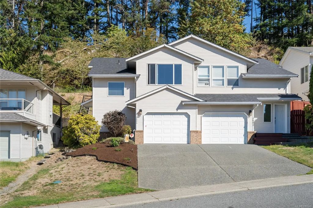 4884 Fairbrook Cres, Nanaimo