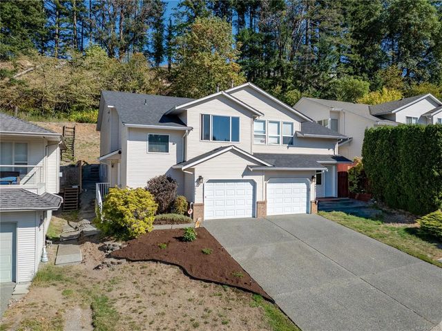 2 of 45 - 4884 Fairbrook Cres, Nanaimo, BC