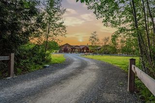 859 Andreef Rd, Qualicum Beach