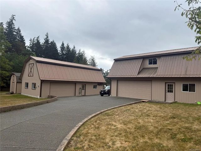 3 of 4 - 1292 Hudson Rd, Comox, BC