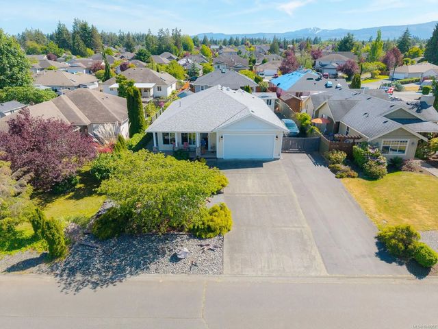 4 of 60 - 1085 Tara Cres, Parksville, BC