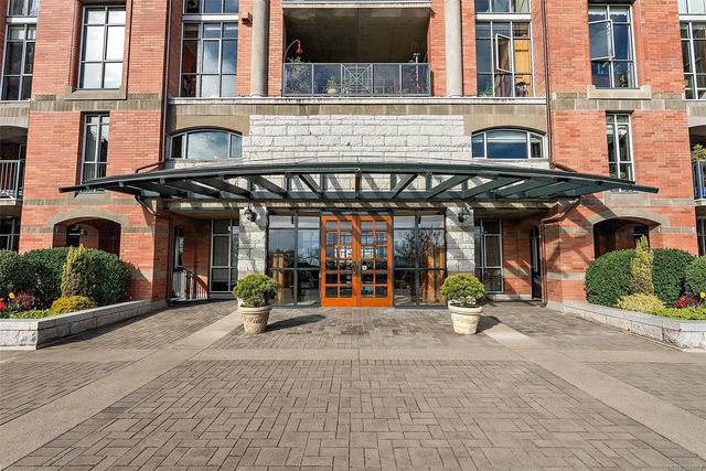 4 of 47 - 21 Dallas Rd 807, Victoria, BC