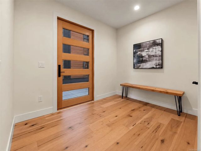 3 of 34 - 2215 Greenlands Rd 1, Saanich, BC