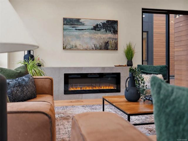 4 of 34 - 2215 Greenlands Rd 1, Saanich, BC