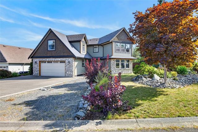 3 of 47 - 1321 Clear View Pl, Comox, BC