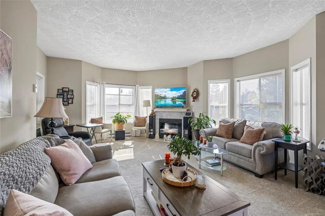 3 of 46 - 220 Island Hwy W 405, Parksville, BC