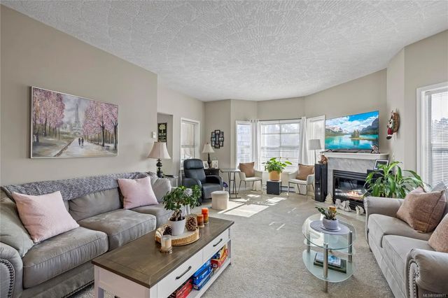 5 of 46 - 220 Island Hwy W 405, Parksville, BC