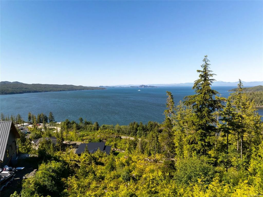 5690 Goletas Way, Port Hardy