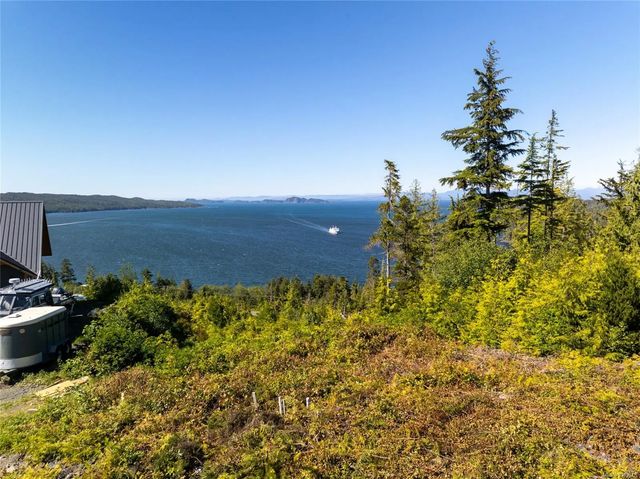 3 of 12 - 5690 Goletas Way, Port Hardy, BC