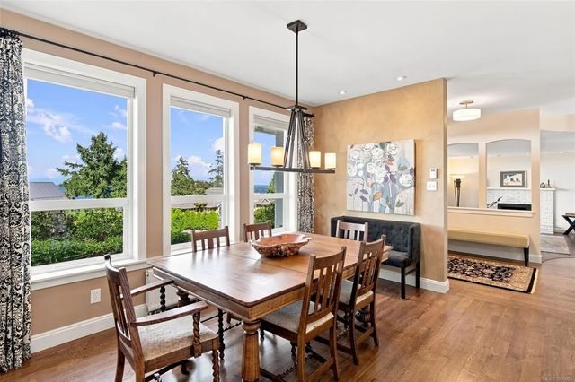 3 of 65 - 5455 Bayshore Dr, Nanaimo, BC