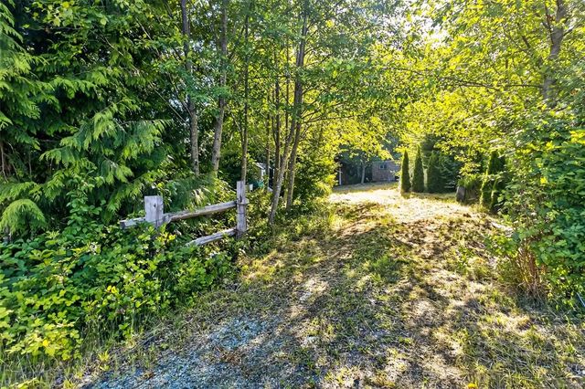 5 of 18 - 1173 Seventh Ave, Ucluelet, BC