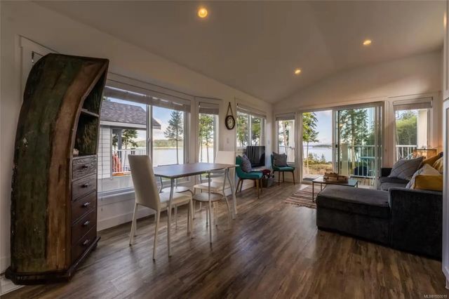 5 of 21 - 1 Alder Bay Rd 13, Port McNeill, BC