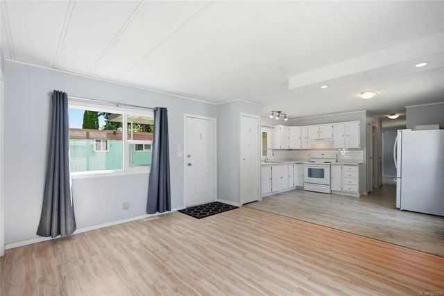 3 of 31 - 1359 Cranberry Ave 105, Nanaimo, BC