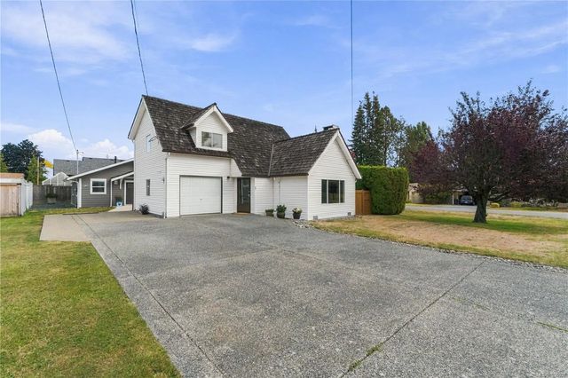 2 of 54 - 1 Sylvan Cres, Parksville, BC