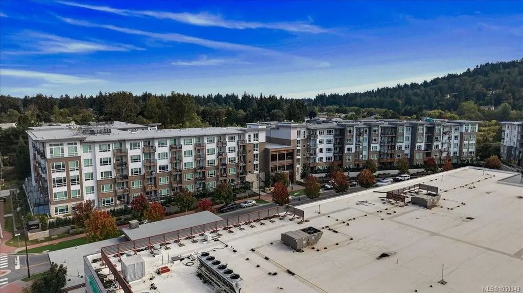 920 Reunion Ave 140, Langford