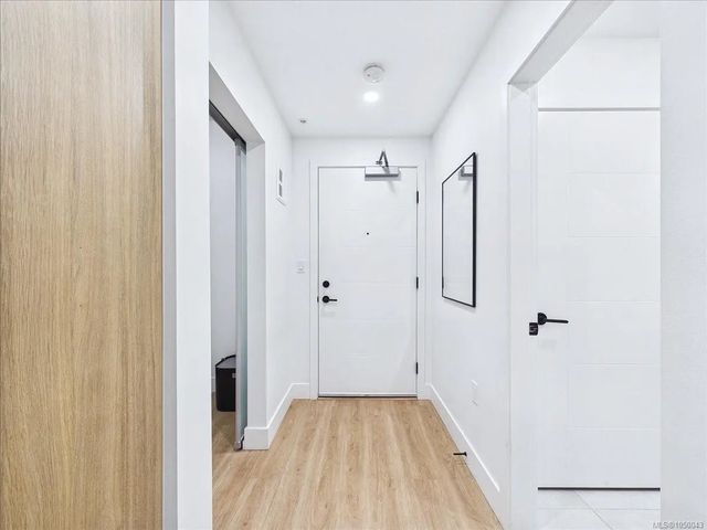2 of 40 - 920 Reunion Ave 140, Langford, BC