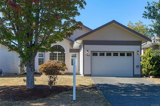 2 of 48 - 7968 Polo Park Cres, Central Saanich, BC