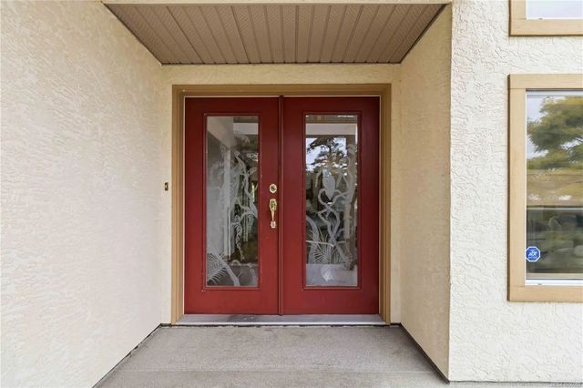 4 of 69 - 1785 Cedar Hill Cross Rd, Saanich, BC