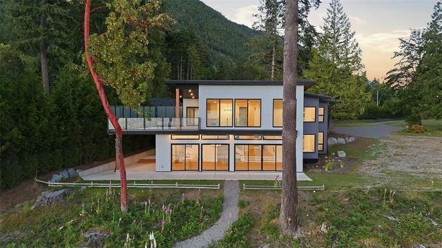 4 of 98 - 8394 Sa-seen-os Rd, Youbou, BC